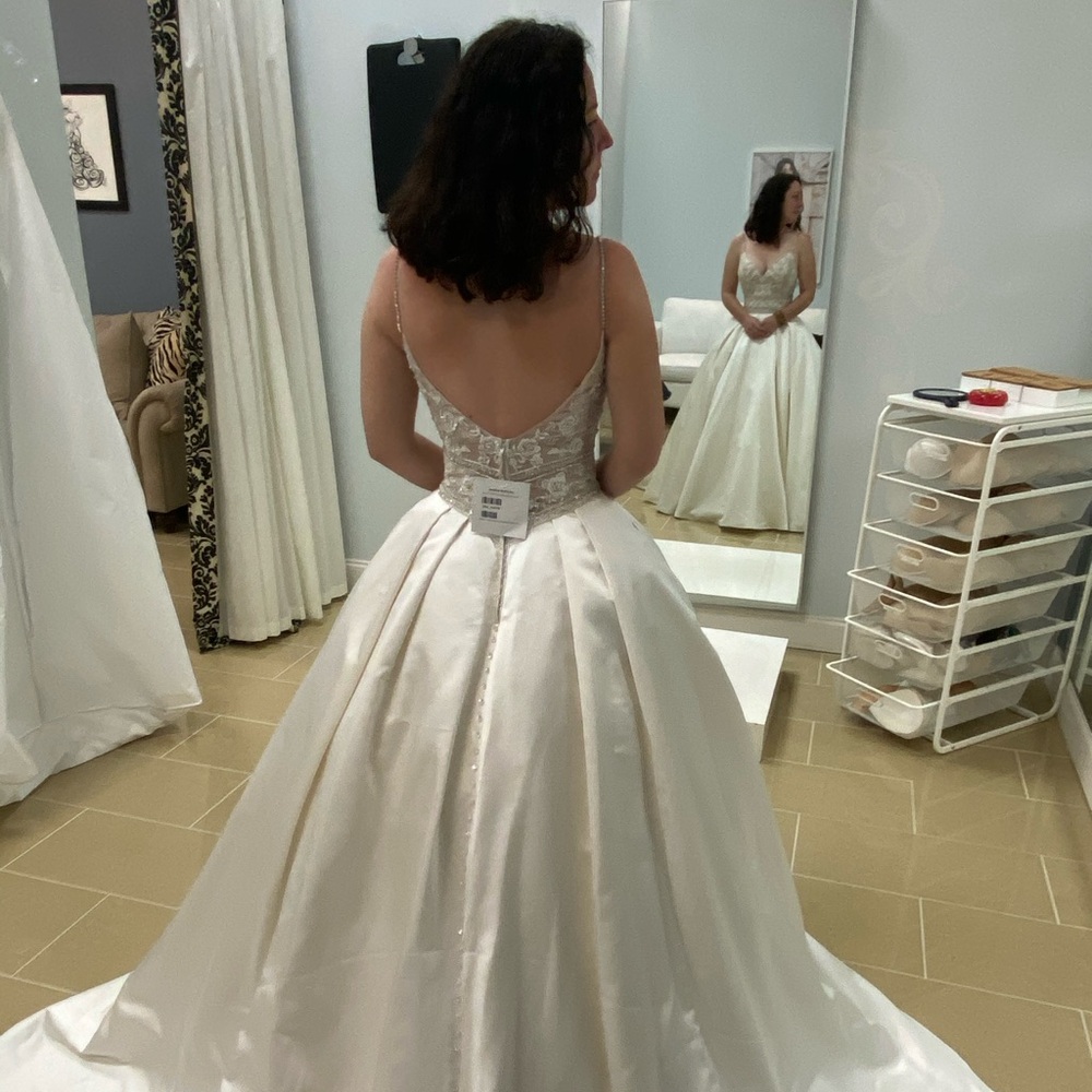 Gorgeous size 10 Sailor by Sottero and Midgley ballgown- hemmed and bustle only!